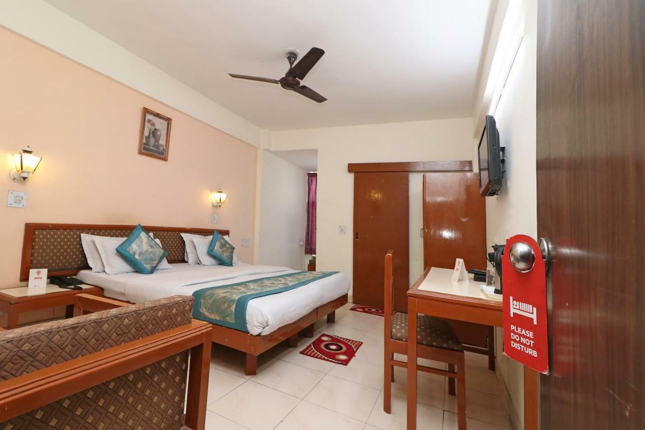 Oyo 1822 Hotel Ambassador Dehradun Ngoại thất bức ảnh